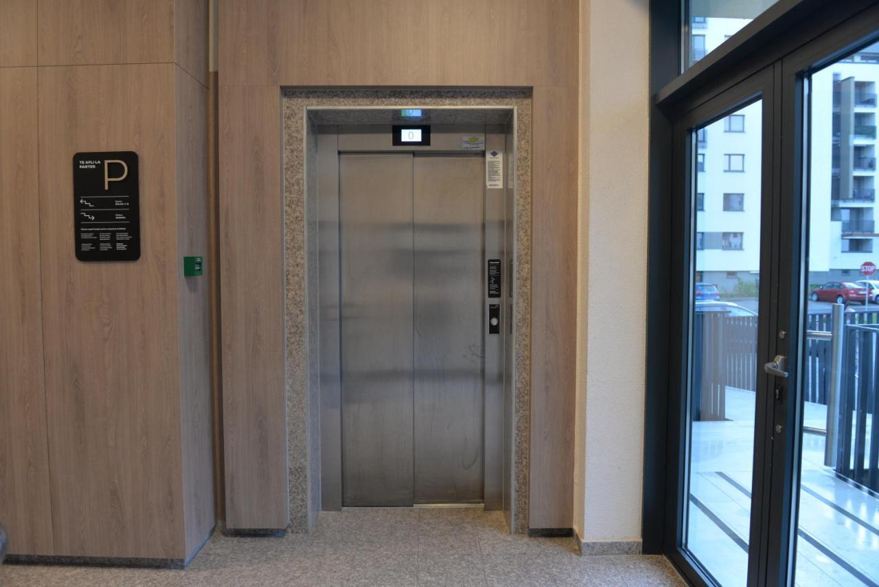 Coresi Deluxe Apartment Brasov Exterior photo